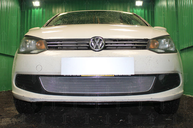 Сетка защитная в бампер Optimal хром Strelka Volkswagen Polo V 2009-2019 no.6543