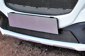 Сетка защитная в бампер Premium черный Strelka Volvo V40 Cross Country 2012-2019 ― Auto-Clover