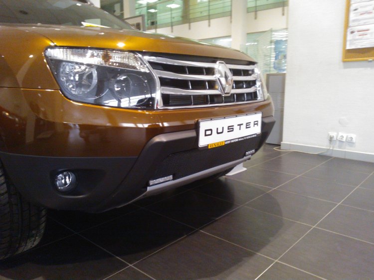 Сетка защитная в бампер Premium черный Strelka Renault Duster 2011-2019 no.6439