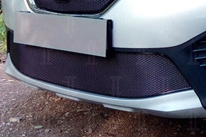 Сетка защитная в бампер Premium черный Strelka Renault Kaptur 2013-2019 ― Auto-Clover