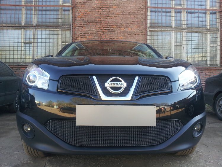 Сетка защитная в бампер Premium черный Strelka Nissan Qashqai 2007-2013 no.6519