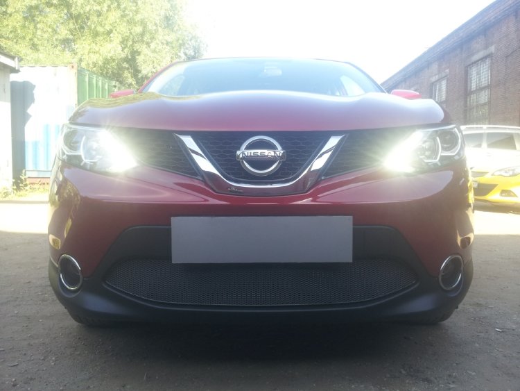 Сетка защитная в бампер Premium черный Strelka Nissan Qashqai 2014-2019 no.6525