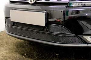 Сетка защитная в бампер Premium черный Strelka Volkswagen Tiguan II 2016-2019 ― Auto-Clover