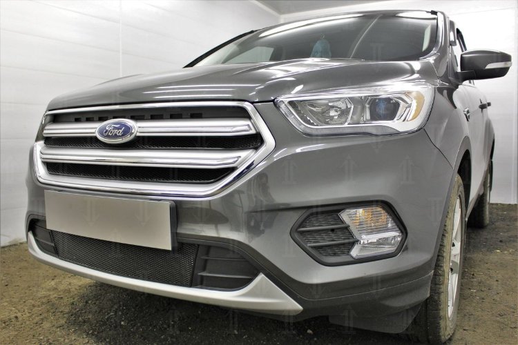 Сетка защитная в бампер Premium черный Strelka Ford Kuga II 2013-2019 12654