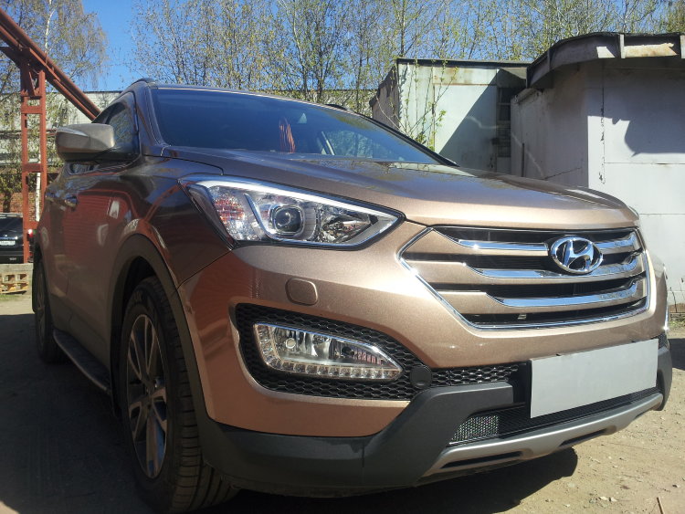 Сетка защитная в бампер Premium черный Strelka Hyundai Santa Fe 2012-2018 no.6872