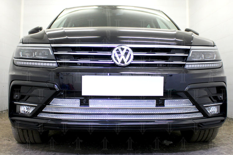 Сетка защитная в бампер Premium хром Strelka Volkswagen Tiguan II 2016-2019 no.3257
