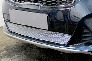 Сетка защитная в бампер Premium хром Strelka KIA Sorento Prime 2015-2019 ― Auto-Clover