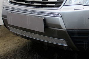 Сетка защитная в бампер Premium хром Strelka Subaru Forester 2008-2012 ― Auto-Clover