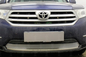 Сетка защитная в бампер Premium хром Strelka Toyota Highlander 2008-2013 ― Auto-Clover