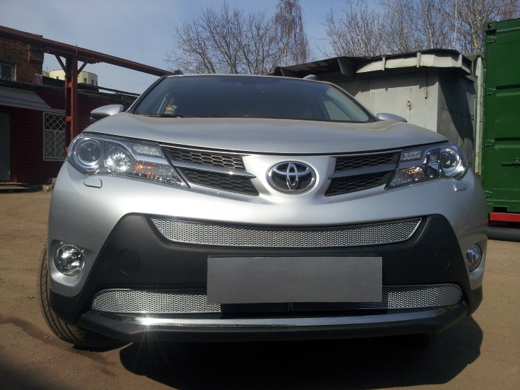 Сетка защитная в бампер Premium хром Strelka Toyota RAV4 2013-2019 no.6358
