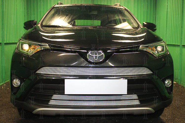 Сетка защитная в бампер Premium хром Strelka Toyota RAV4 2013-2019 12945