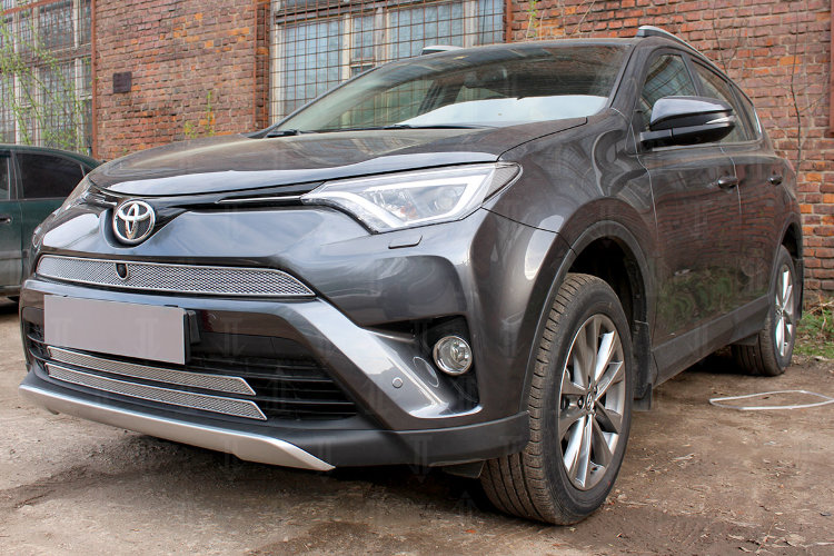 Сетка защитная в бампер Premium хром Strelka Toyota RAV4 2013-2019 12945