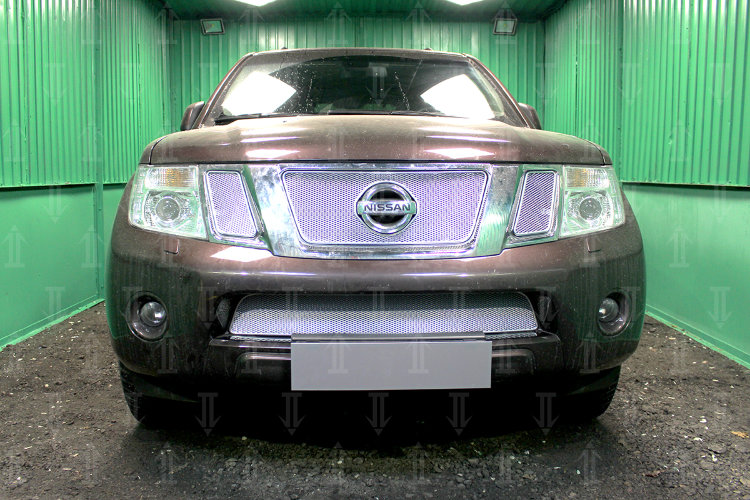 Сетка защитная в бампер Premium хром Strelka Nissan Pathfinder 2004-2013 no.6469