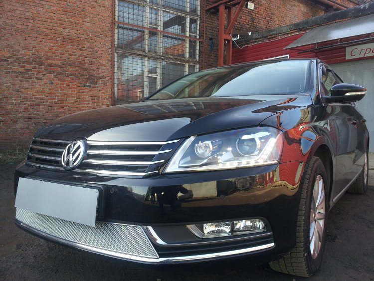 Сетка защитная в бампер Premium хром Strelka Volkswagen Passat B7 2010-2015 no.6574