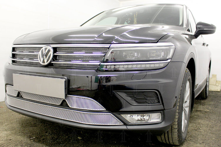 Сетка защитная в бампер Premium хром Strelka Volkswagen Tiguan II 2016-2019 12714