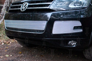 Сетка защитная в бампер Premium хром Strelka Volkswagen Touareg II 2010-2018 ― Auto-Clover