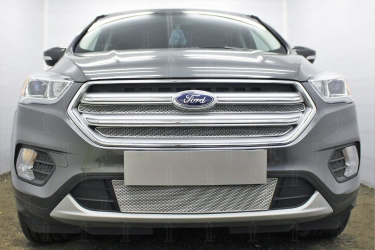 Сетка защитная в бампер Premium хром Strelka Ford Kuga II 2013-2019 12655