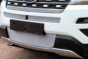 Сетка защитная в бампер Premium хром Strelka Ford Explorer 2011-2019 ― Auto-Clover