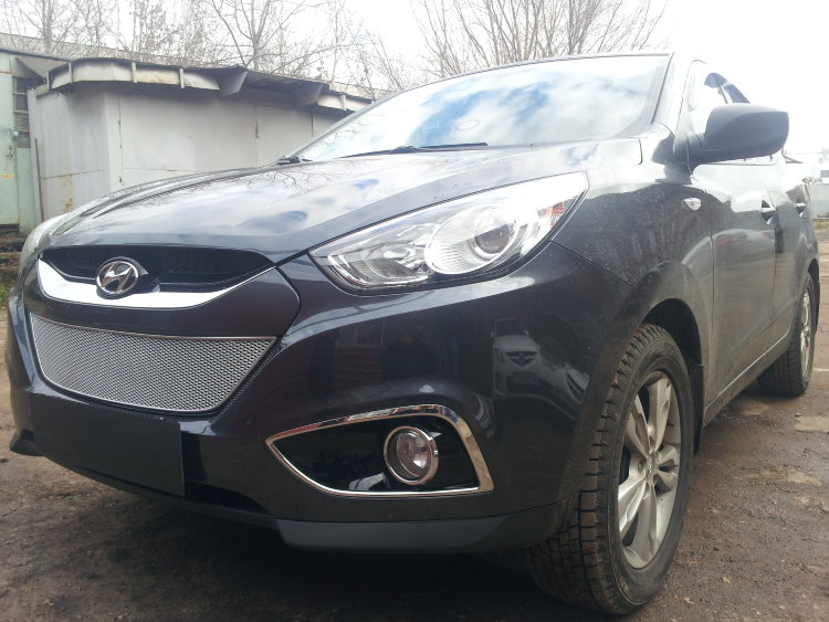 Сетка защитная в бампер Premium хром Strelka Hyundai ix35 2009-2015 no.6842