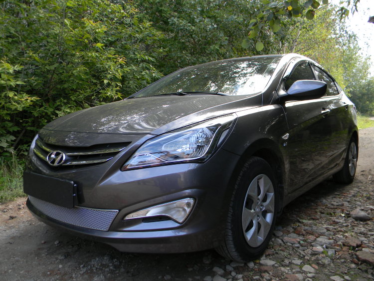Сетка защитная в бампер Premium хром Strelka Hyundai Solaris 2011-2017 no.6865