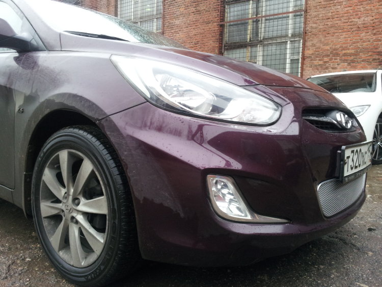 Сетка защитная в бампер Premium хром Strelka Hyundai Solaris 2011-2017 no.6866