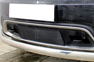 Сетка защитная в бампер Standart черный Strelka Jeep Grand Cherokee 2010-2019 ― Auto-Clover