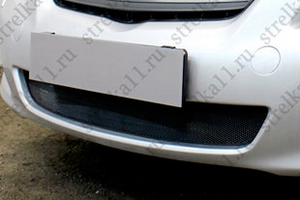 Сетка защитная в бампер Standart черный Strelka Toyota Corolla 2007-2013 ― Auto-Clover