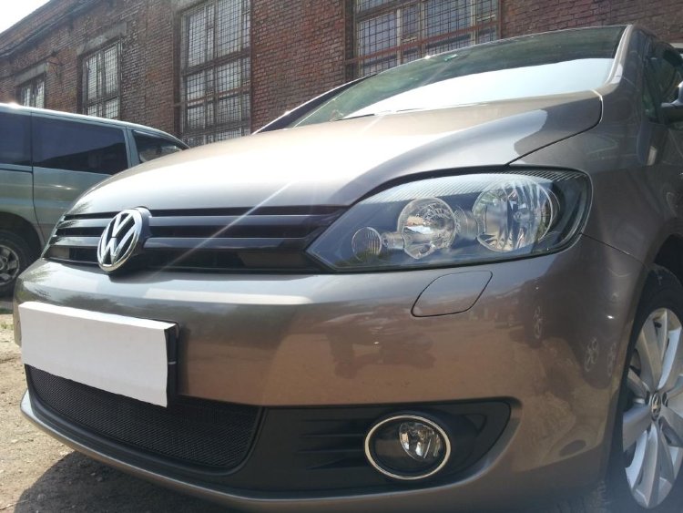 Сетка защитная в бампер Standart черный Strelka Volkswagen Golf VI 2009-2013 no.5774