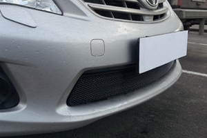 Сетка защитная в бампер Standart черный Strelka Toyota Corolla 2007-2013 ― Auto-Clover