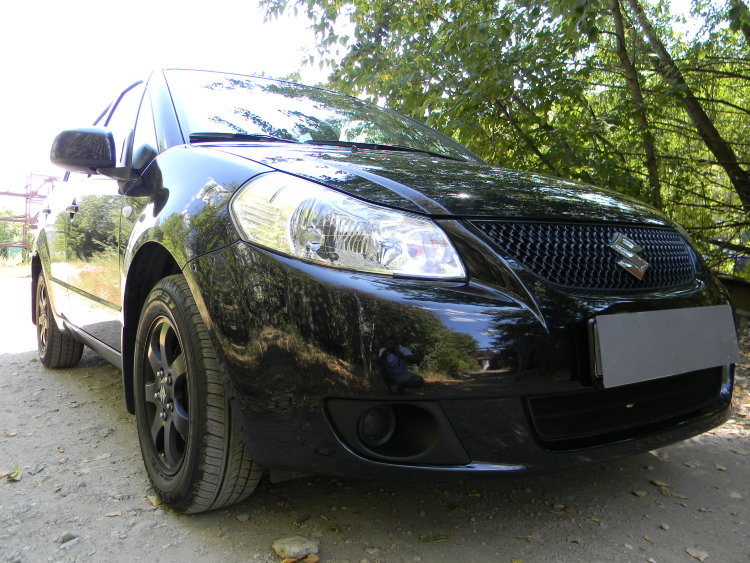 Сетка защитная в бампер Standart черный Strelka Suzuki SX4 2006-2012 no.5808