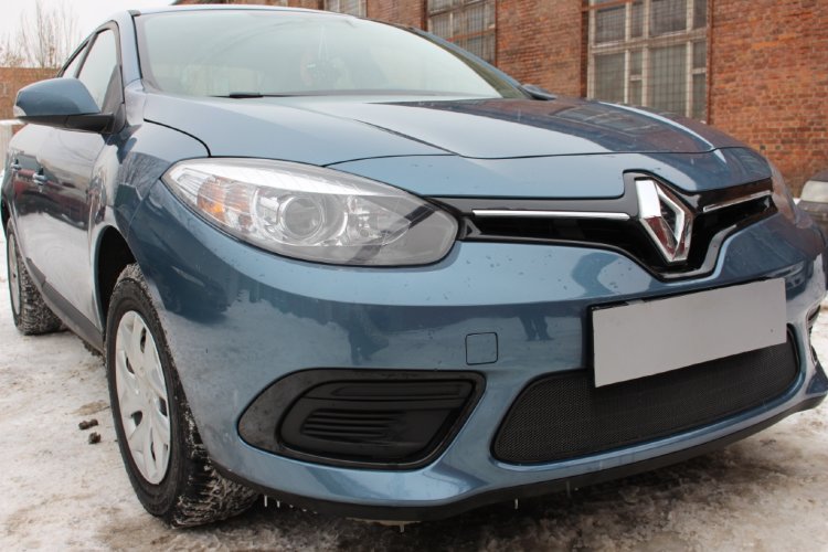 Сетка защитная в бампер Standart черный Strelka Renault Fluence 2010-2019 13454