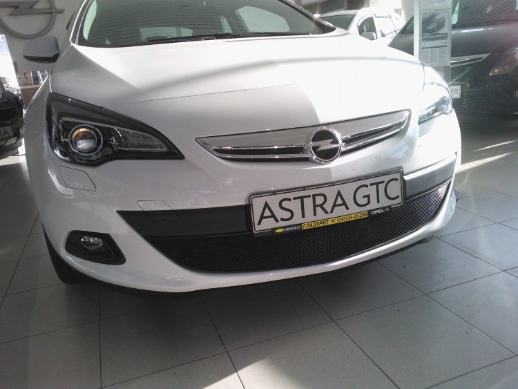 Сетка защитная в бампер Standart черный Strelka Opel Astra J 2009-2015 no.5903