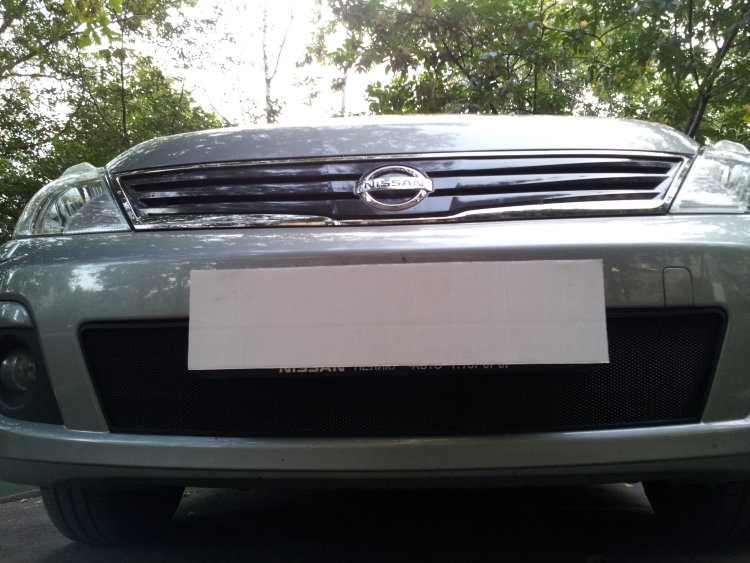 Сетка защитная в бампер Standart черный Strelka Nissan Tiida 2006-2012 no.5919