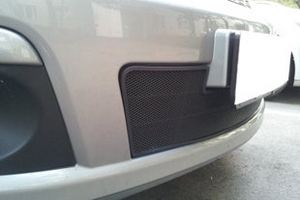 Сетка защитная в бампер Standart черный Strelka Nissan Tiida 2006-2012 ― Auto-Clover