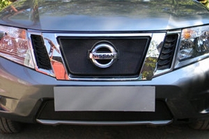 Сетка защитная в бампер Standart черный Strelka Nissan Terrano 2014-2019 ― Auto-Clover