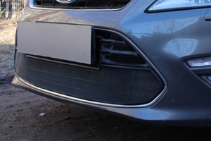 Сетка защитная в бампер Standart черный Strelka Ford Mondeo IV 2007-2014 ― Auto-Clover