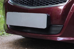 Сетка защитная в бампер Standart черный Strelka Chevrolet Malibu 2013-2019 ― Auto-Clover