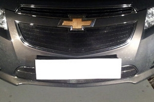 Сетка защитная в бампер Standart черный Strelka Chevrolet Cruze 2008-2016 ― Auto-Clover