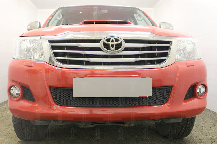 Сетка защитная в бампер Standart черный Strelka Toyota Hilux 2005-2015 no.6089