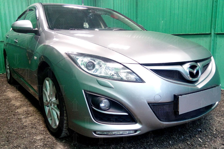 Сетка защитная в бампер Standart черный Strelka Mazda 6 II 2008-2012 13100