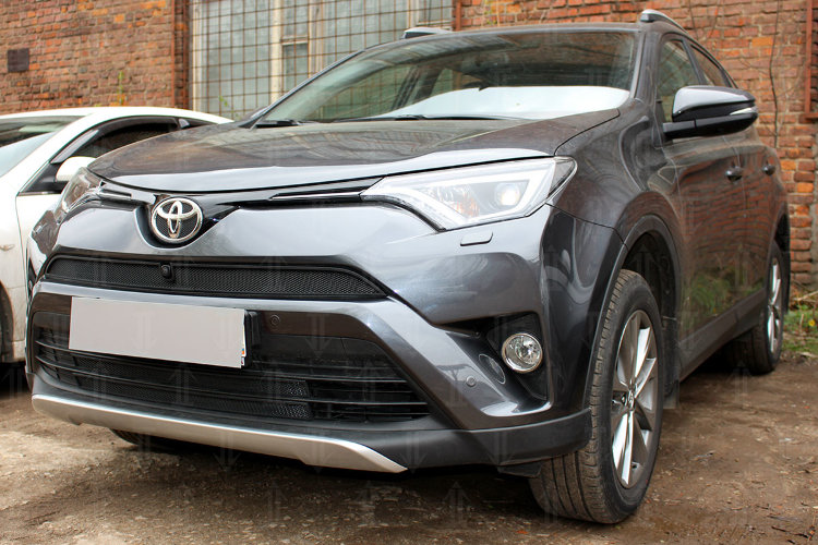 Сетка защитная в бампер Standart черный Strelka Toyota RAV4 2013-2019 12951
