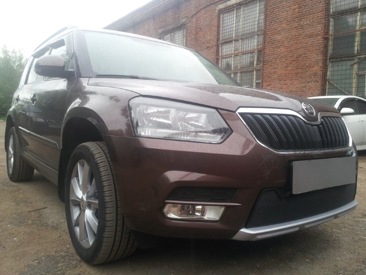 Сетка защитная в бампер Standart черный Strelka Skoda Yeti 2010-2019 no.6391