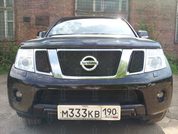 Сетка защитная в бампер Standart черный Strelka Nissan Pathfinder 2004-2013 no.6481