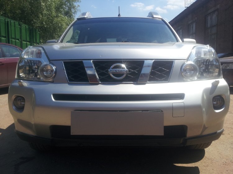 Сетка защитная в бампер Standart черный Strelka Nissan X-Trail 2007-2014 12808