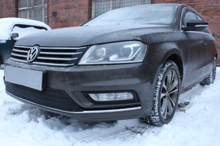 Сетка защитная в бампер Standart черный Strelka Volkswagen Passat B7 2010-2015 no.6567
