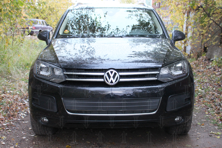 Сетка защитная в бампер Standart черный Strelka Volkswagen Touareg II 2010-2018 12698