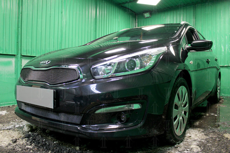 Сетка защитная в бампер Standart черный Strelka KIA Ceed 2012-2018 12564