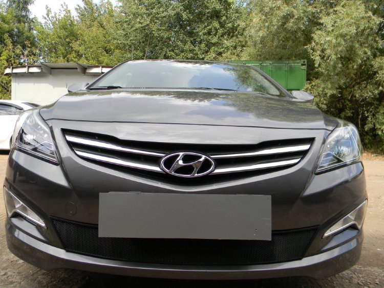 Сетка защитная в бампер Standart черный Strelka Hyundai Solaris 2011-2017 no.6858