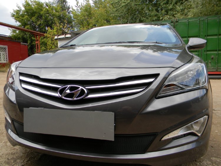 Сетка защитная в бампер Standart черный Strelka Hyundai Solaris 2011-2017 no.6858