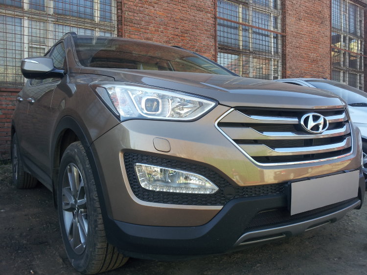 Сетка защитная в бампер Standart черный Strelka Hyundai Santa Fe 2012-2018 no.6879